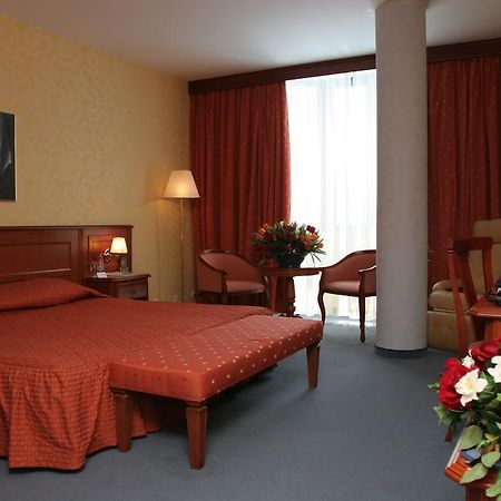 صوفيا Maxi Park Hotel & Spa الغرفة الصورة